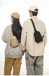 Lässige Umhängetasche für Damen und Herren, leichtes Gewebe, ideal für den täglichen Weg zur Arbeit.