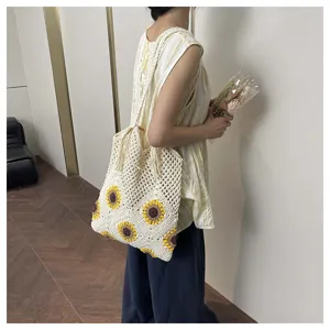 Sac cabas en crochet fait main avec joli design de tournesol, sac d'épaule d'été idéal plage.