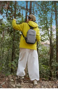 Bolso de pecho de nailon a cuadros de moda, bandolera informal unisex para viajes al aire libre