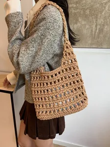 Elegante borsa a tracolla marrone in maglia traforata da donna, grande capacità borsa sottoascella.