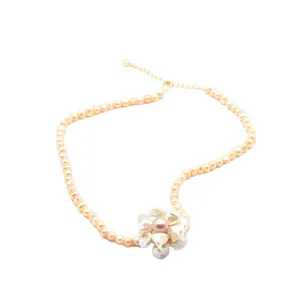 Barock natürliche Süßwasserperle Halskette elegante Blumen Schlüsselbeinkette Damen