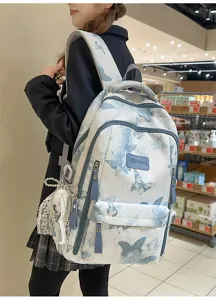 Exquisiter Schülerrucksack mit Schmetterlingsdruck und großer Kapazität im Detailansicht.