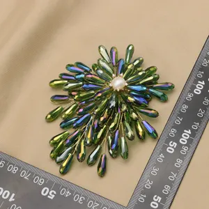 Elegant blue green crystal pearl brooch vintage teardrop fashion jewelry accessory for women