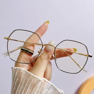 Mode Unregelmäßig Polygonal Metallrahmen Anti-Blaulicht Brille Für Studenten Damen Herren Universal Optische Brillenrahmen Planglasbrille