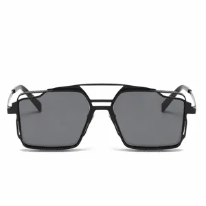 Rétro steampunk petite monture métal creux lunettes de soleil mode carrées pour femmes élégantes