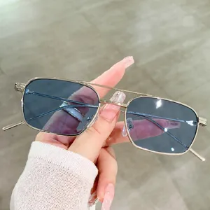 Women Korean Fashion Metal Double Bridge Square Sunglasses Vintage Narrow Frame Sunglasses For Streetwear Travel UV400 Sun Protection