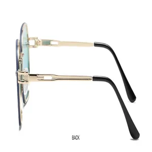 Lunettes de soleil femme sans monture dégradé métal découpe protection UV chic élégant