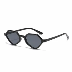 Lunettes de soleil polygonales geometriques tendance pour femmes et hommes, protection UV.