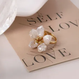 Vintage Titanium Steel Artificial Pearl Flower Open Ring For Women Elegant Floral Adjustable Band Ring Fashion Jewelry Gift