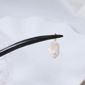 Horquilla de pelo de madera vintage china con perla barroca elegante palo de pelo.