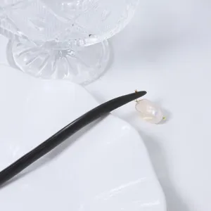 Elegante horquilla de pelo de madera de estilo chino tradicional con perla para Hanfu.
