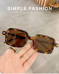 Retro square tortoise shell sunglasses for fashion street style and daily sun protection UV400