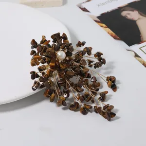 Spilla a Ramo di Fiore in Rame Perla d'Acqua Dolce Pietra Occhio di Tigre Strass Spilla per Maglione Scialle Minimalista Gioielli Regalo Donna