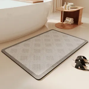 Modern minimalist absorbent bath mat, anti-slip bathroom floor mat for quick drying.