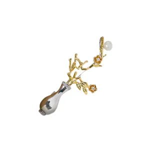 Exquisite vase flower branch brooch with natural pearl and sparkling stones for women coat.