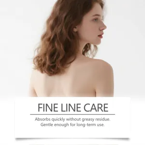 Crème de soin corporelle douce pour une peau lisse, absorption rapide sans résidu gras quotidien.