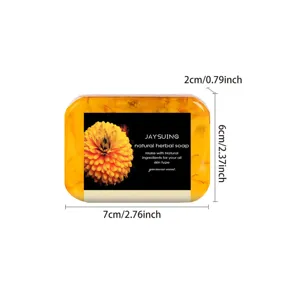 Savon naturel aux herbes et souci Jaysuing pour un nettoyage corporel doux et un soin quotidien.