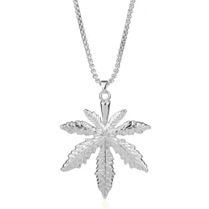 Zilverkleurige multi-gelobde blad hanger trui ketting ketting mode sieraden accessoire.