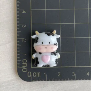 Schattige koe hars platte rug bedel voor DIY telefoonhoesje haarspelden schoenbedels.