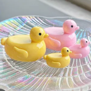 Statuette di Anatra in Resina Cartone Animato Giallo Rosa Animale Miniatura Ornamenti per Fai da Te Fermagli per Capelli Portachiavi Ciondoli Accessori