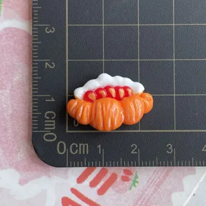 Harz Brot Croissant Anhänger DIY Handwerk Zubehör für Haarnadel Schlüsselbund Handyhülle.
