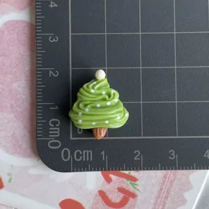 Christmas tree resin charm DIY mobile phone case sticker hair clip accessory detail