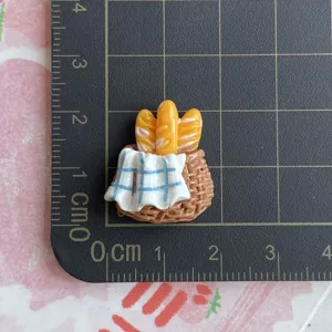Harz Brot Korb Miniatur DIY Charms Cabochons kawaii Handwerk Dekoration Zubehör