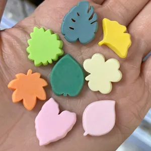 Mini dijes de resina con forma de hoja de planta para accesorios de bricolaje y funda