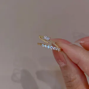 Anillo Abierto de Corazón de Aleación de Strass de Lujo Francés Anillo de Dedo Ajustable Apilable Brillante para Mujer Joyería de Moda Regalo