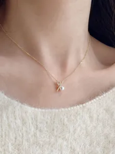 Collar de perlas con símbolo de porcentaje en plata S925, diseño minimalista cadena de clavícula.
