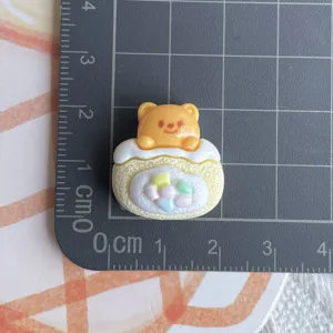 Joli cabochon de gâteau roulé en résine ours pour étui de téléphone et accessoires bricolage.