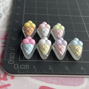 Mini macaron farbige Harz Eiscreme Anhänger süße DIY Handyhülle Dekoration Zubehör Set.