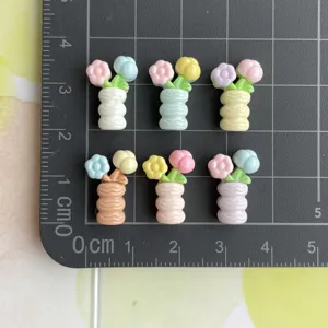 Cabochon vaso di fiori in resina, ciondoli DIY misti per decorazione custodia telefono.