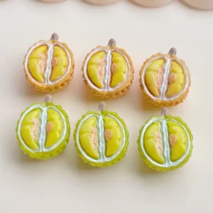 Breloques durian en résine mignons cabochons miniatures de fruits de simulation pour bricolage bijoux.