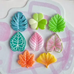Detalles de dijes de resina con hojas, mini plantas tropicales para fundas de teléfono.