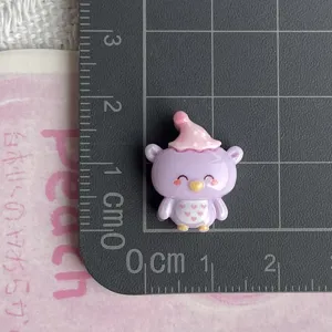 Resin cute bear cabochon for DIY hair clips, phone cases and handmade crafts decoration.