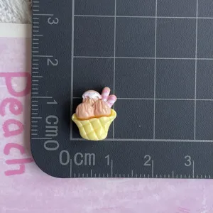 Mini cabochon con cono gelato in resina ciondolo fai da te per custodia telefono
