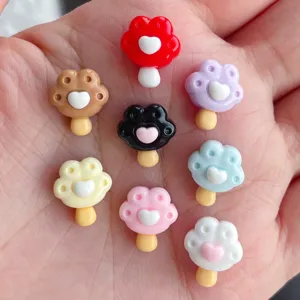 Mini Harz Katzenpfote Eis am Stiel Anhänger für DIY Haarklammern, bunte süße Bastelzubehör.