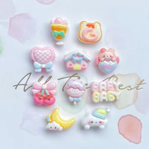 Resin charms detail showing cute cartoon animals, ice cream, and alphabet decoden accessories.