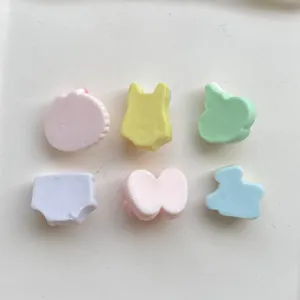 Mini Harz Baby Flasche Strampler Windel Charms DIY Haarklammer Zubehör Basteln 6 Stk