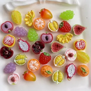 Mini ciondoli di frutta in resina, simpatici cabochon per custodia telefono e gioielli fai da te.