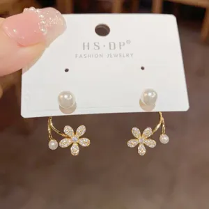 Pendientes de plata esterlina 925 perla flor, elegante diseño dos formas de llevar.