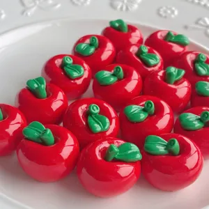 Grandissimi ciondoli in resina a forma di mela rossa 3D per fermagli e cover DIY.