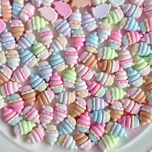 Bunte Kunstharz Eiscreme Cabochons fuer DIY Haarklammern und handgemachte Deko Bastelzubehoer.
