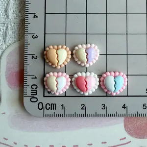 Cute mini resin broken heart cabochons flatback charms for DIY nail art jewelry making accessories