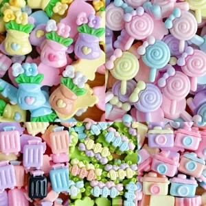 Bunte Harz Flachruecken Charms Mini Blumen Lutscher Koffer Zaun Kamera DIY Handyhuelle Deko
