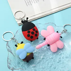 Mooie 3D cartoon insect zacht rubberen sleutelhanger set met lieveheersbeestje en bij.