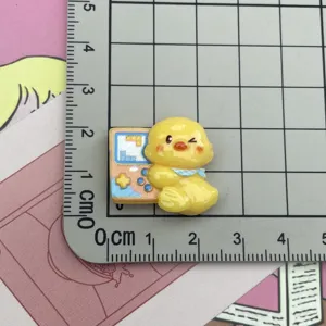 Harz gelbes Küken Spielekonsole flache Rückseite Charm DIY Handyhülle Schreibwaren Dekor