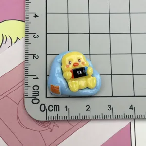 Gelbes Harz Kücken Spielkonsole DIY Anhänger für Haarnadeln und Handytaschen Zubehör