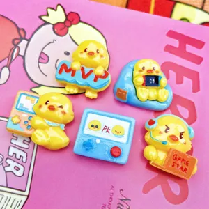 Gelbe Harz Ente Spielkonsole Cabochons niedliche DIY Zubehoer fuer Handytasche Haarnadel Craft